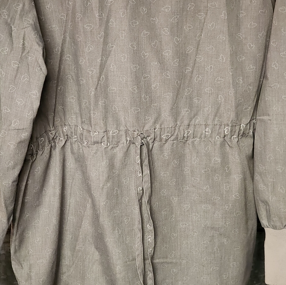 PL Uniform Company Grey Hearts Long Sleeve Jacket With Pockets Womens Small - Picture 2 of 5